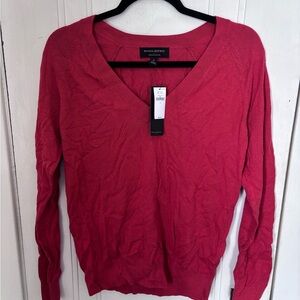 Banana Republic Women's V-Neck Sweater in Vibrant Pink
